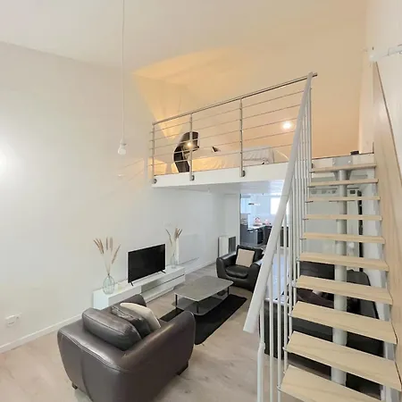 Duplex Tanay Apartment